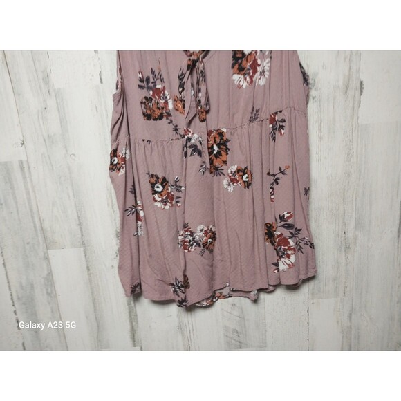 Torrid 1X Mauve Peplum Sleeveless Top Keyhole Bow Tie Floral - Picture 2 of 5